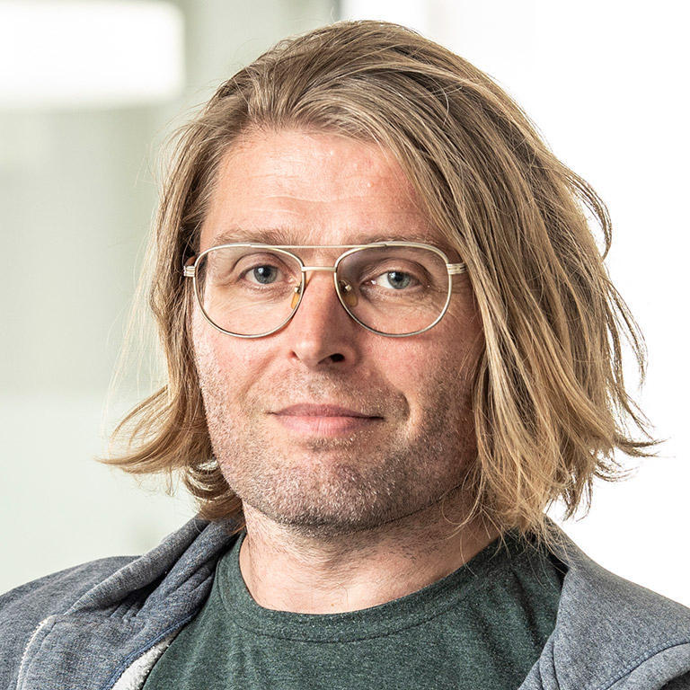 <h6>Morten Grønnegaard</h6>